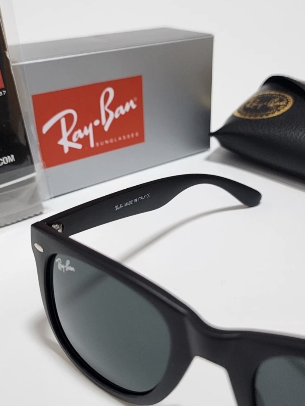 New With Box 50mm Ray-Ban Wayfarer Black Frames Black Lenses G-15 RB2140 - Picture 4 of 5